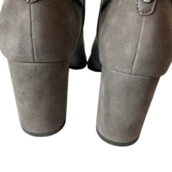 NEW Essex Lane Taupe Suede Classic Business Casual Booties 8 - Picture 4 of 9